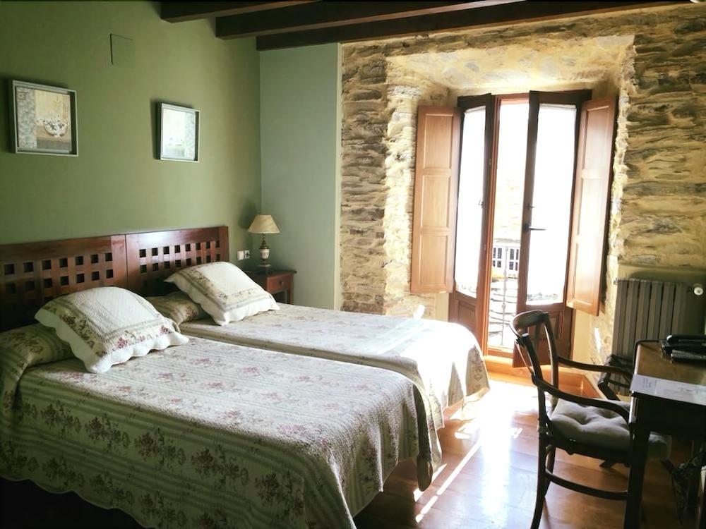 Hotel Rural Casona Trabadelo Vegadeo Buitenkant foto