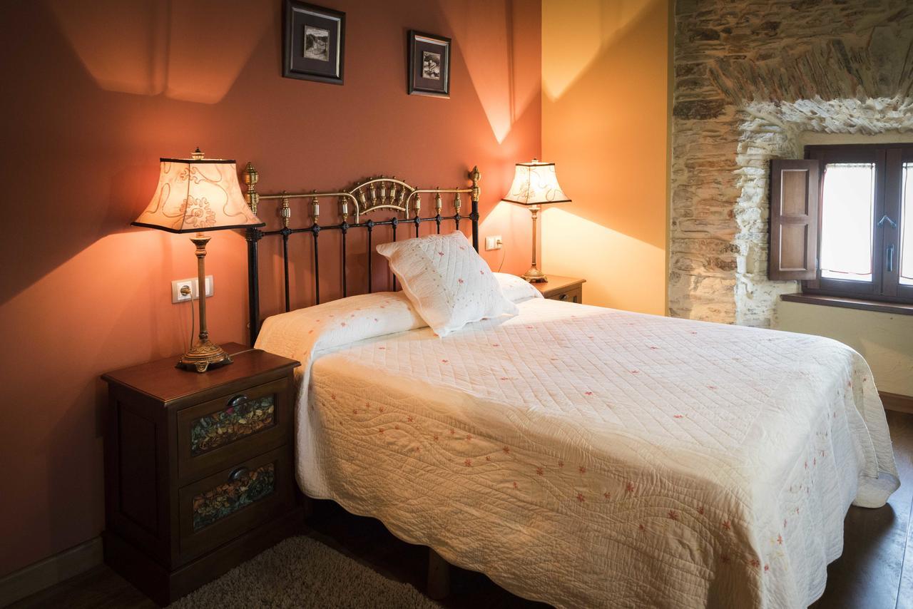 Hotel Rural Casona Trabadelo Vegadeo Buitenkant foto